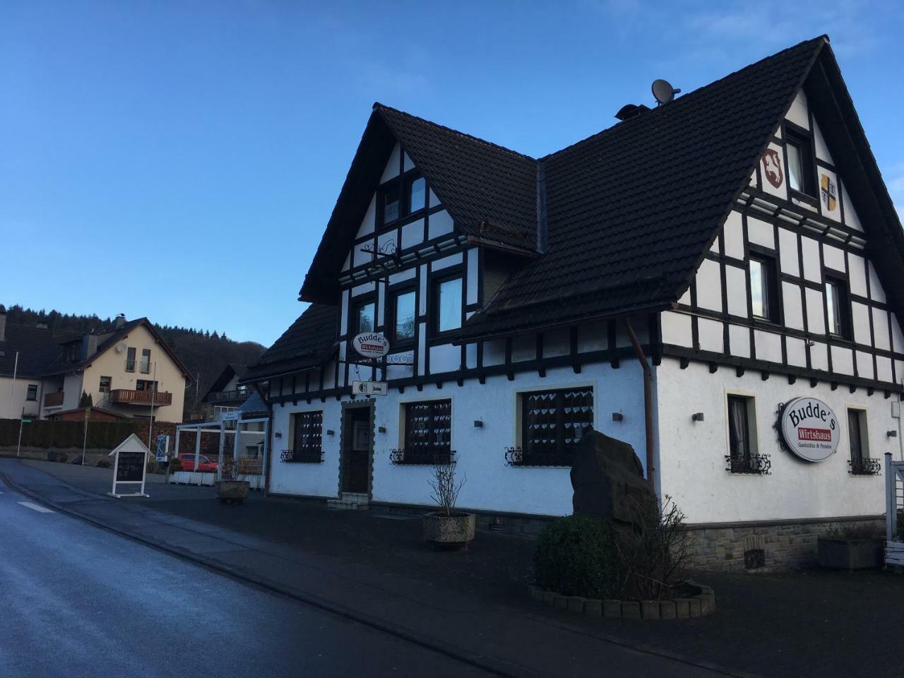 Buddes Wirtshaus Drolshagen Exterior foto